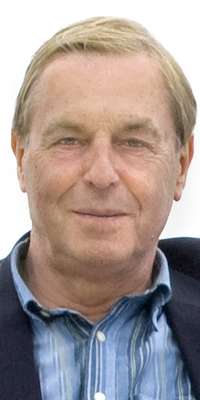 Klaus Praefcke, German chemist., dies at age 80